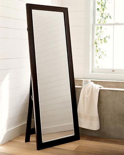Зеркало для ванной комнаты прямоуголной формы