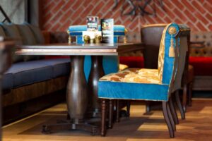 8 советов по выбору мебели для ресторанов, кафе, баров и клубов