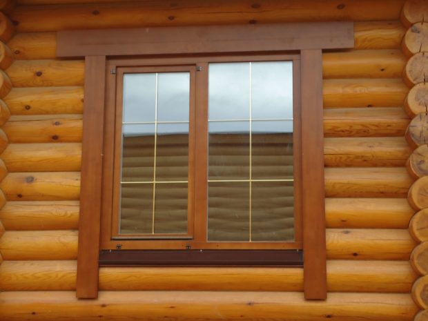 Какие окна лучше ставить в частный дом пластиковые или деревянные со стеклопакетом