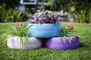 15 идей поделок из покрышек и шин для сада, огорода и дачи