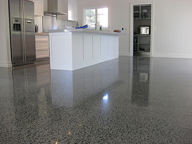 бетонный пол на кухне
