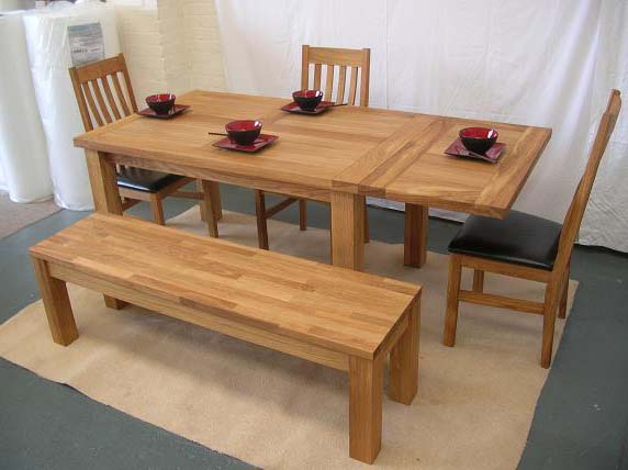деревянный обеденный стол