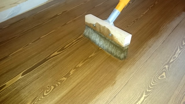 5 советов, как положить плитку на деревянный пол