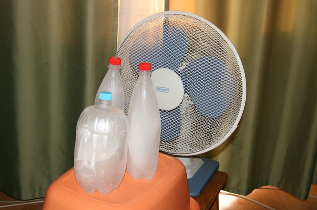 8 способов, как охладить комнату без кондиционера в жару