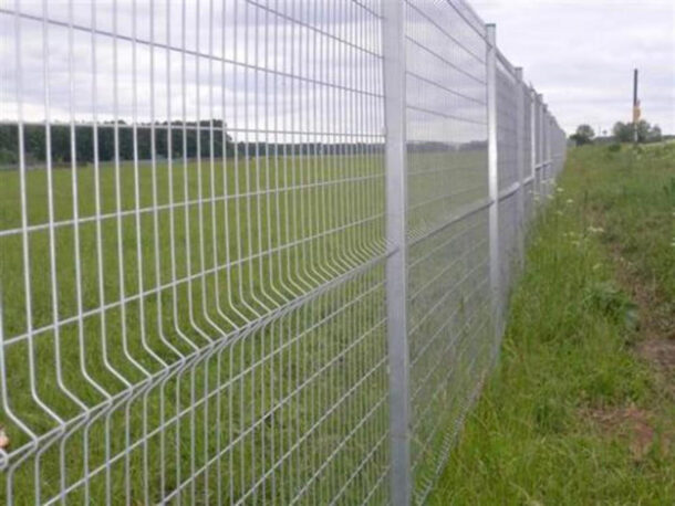 Забор из сварной сетки (покрытие материала)